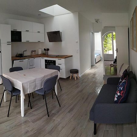 Charmant Et Lumineux Logement, Au Coeur De Cabourg Bagian luar foto